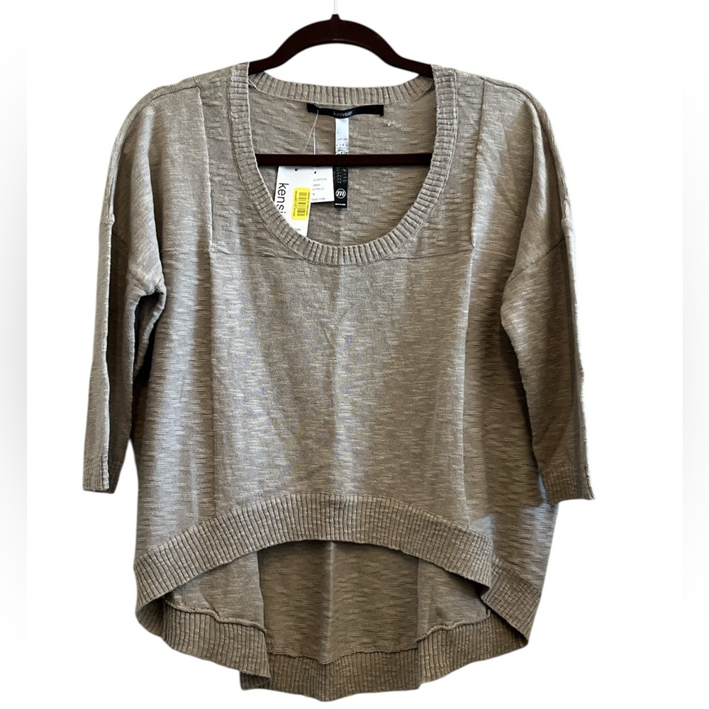 Kensie Women's Cropped High-Low Hem Tan Scoop Neck Sweater With 3/4 Sleeves